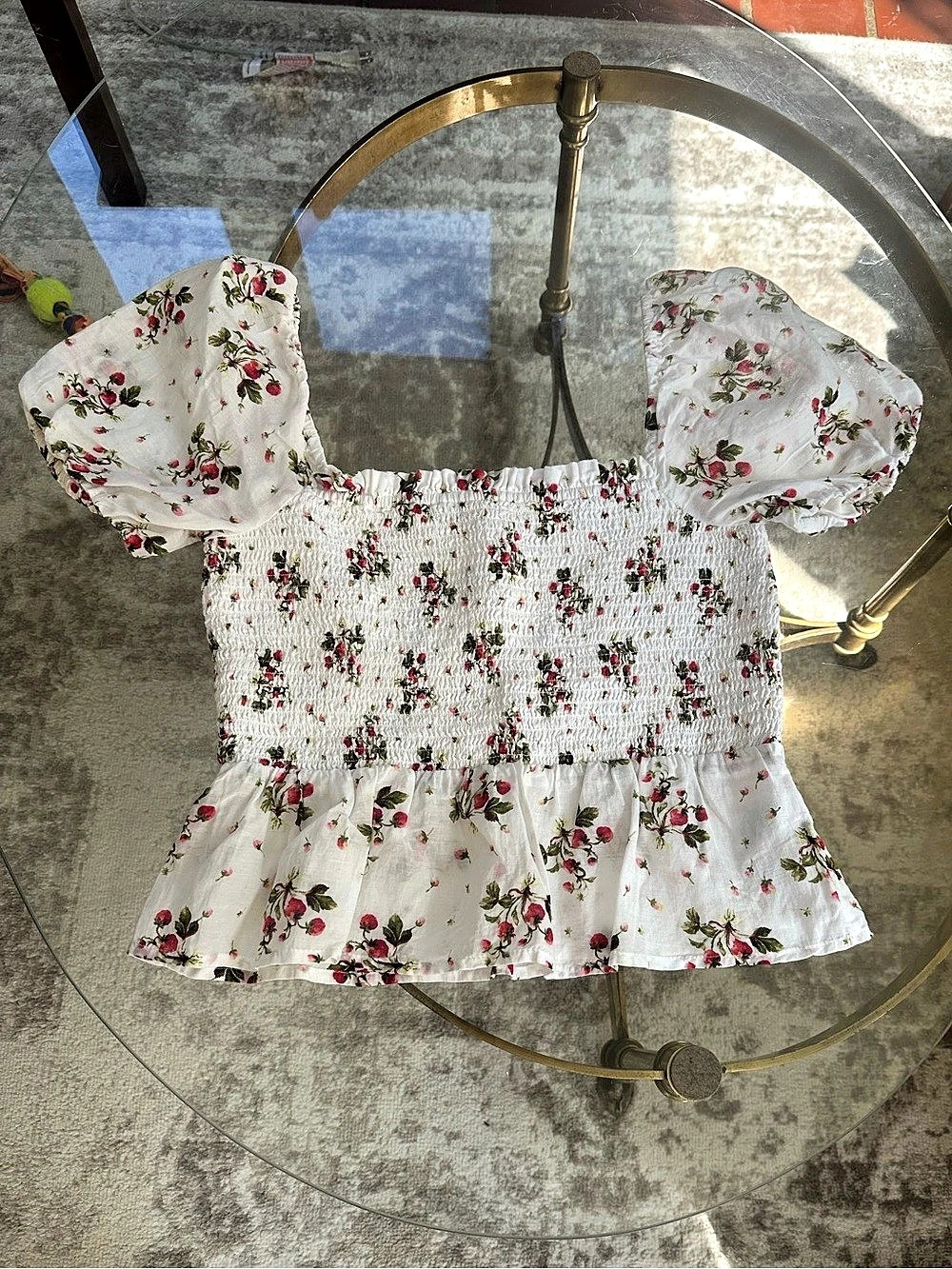 J.Crew Puff-sleeve smocked top in strawberry floral Top White & Red Small